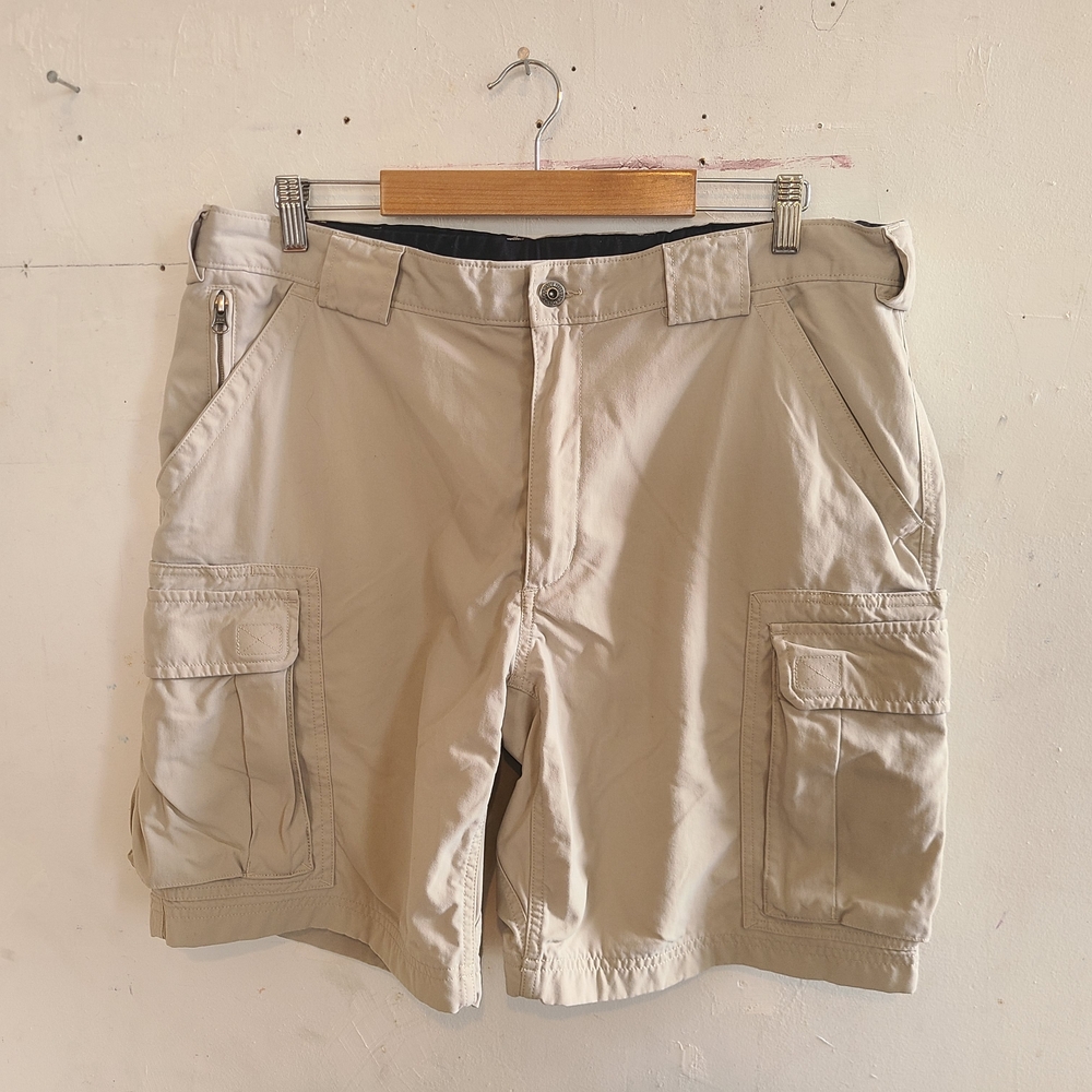 Duluth Trading Co Tan Cargo Shorts Relaxed Fit Cotton
